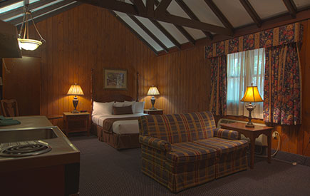 Split Rock Resort Cottage