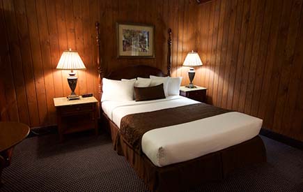 Split Rock Resort Cottage