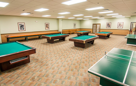 Split Rock Resort – Billiards Room