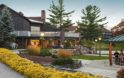 Split Rock Lodge Exterior