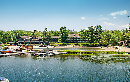 Explore fishing at Splitrock Resort